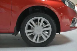Брызговики (фартуки) крыла ПЕРЕДНЕГО Lada Vesta