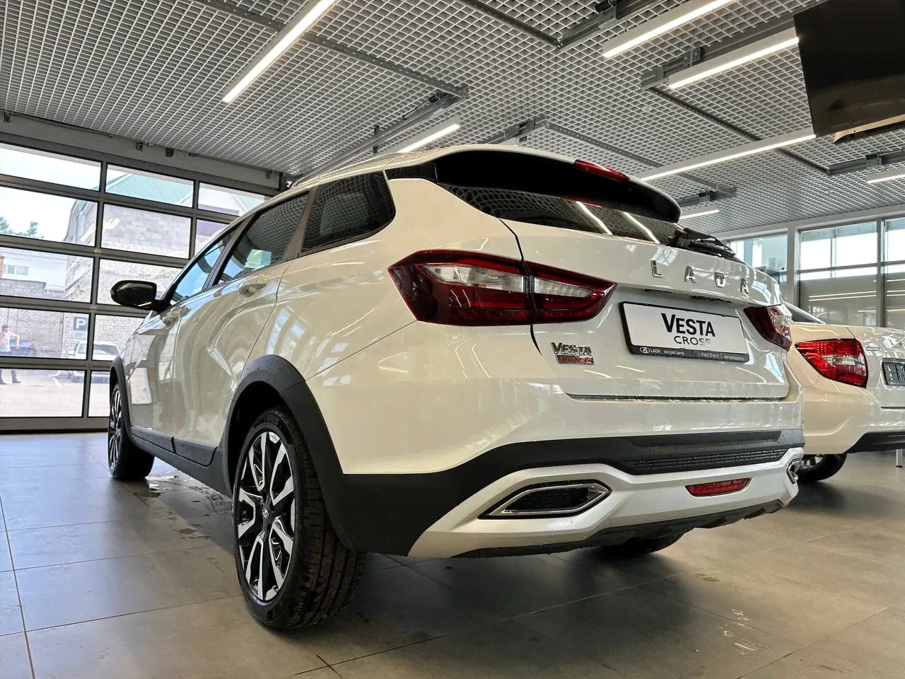 Lada Vesta SW Cross Life