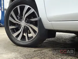 Брызговики передние увеличенные Lada Vesta (Sw Cross) (Гард)