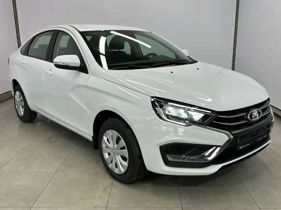 LADA Vesta Life-0