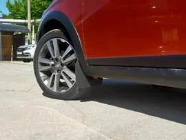 Брызговики передние увеличенные для Lada Vesta